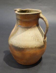 Waterfall Pitcher, BACK